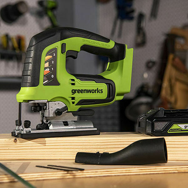 Greenworks Σέγα GD24JS 24V Brushless – Ασύρματη, Επαναφορτιζόμενη, με Ρυθμιζόμενη Ταχύτητα & Κλίση