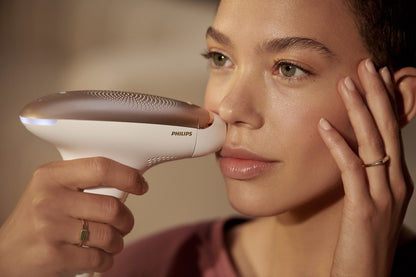 Philips Lumea Ipl 7000 Series Σετ Αποτρίχωσης IPL για Πρόσωπο, Σώμα & Μπικίνι BRI921/00